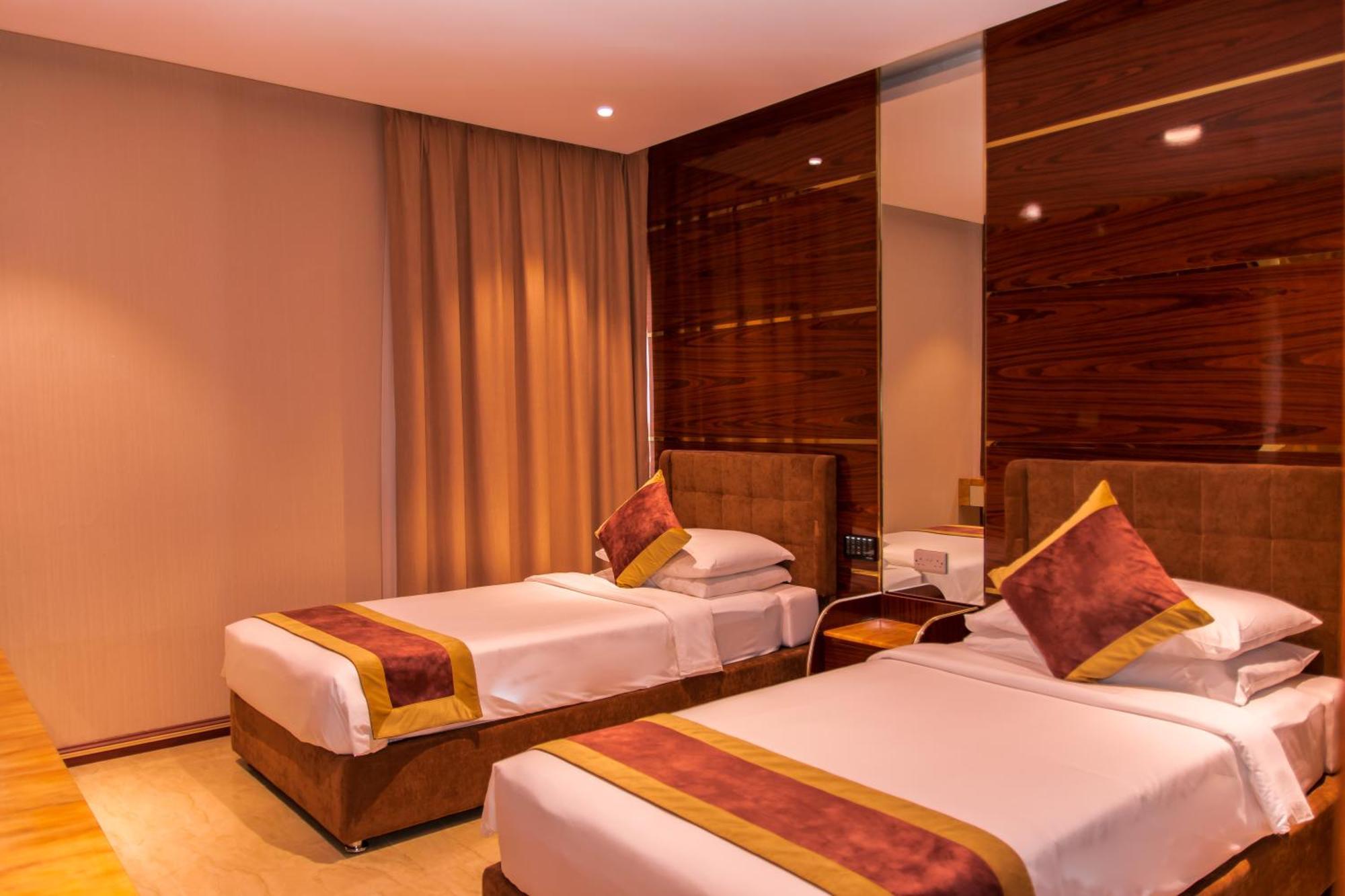City Park Hotel Apartments Маскат Екстер'єр фото